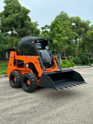 Отгрузка фронтального погрузчика Delco SSL175